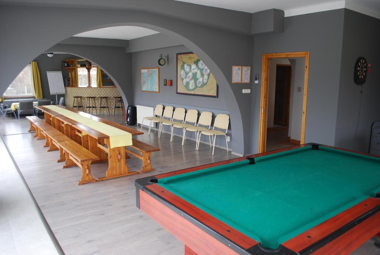 Casa Napsugár Panzió Acomodação com café da manhã Apostag Exterior foto