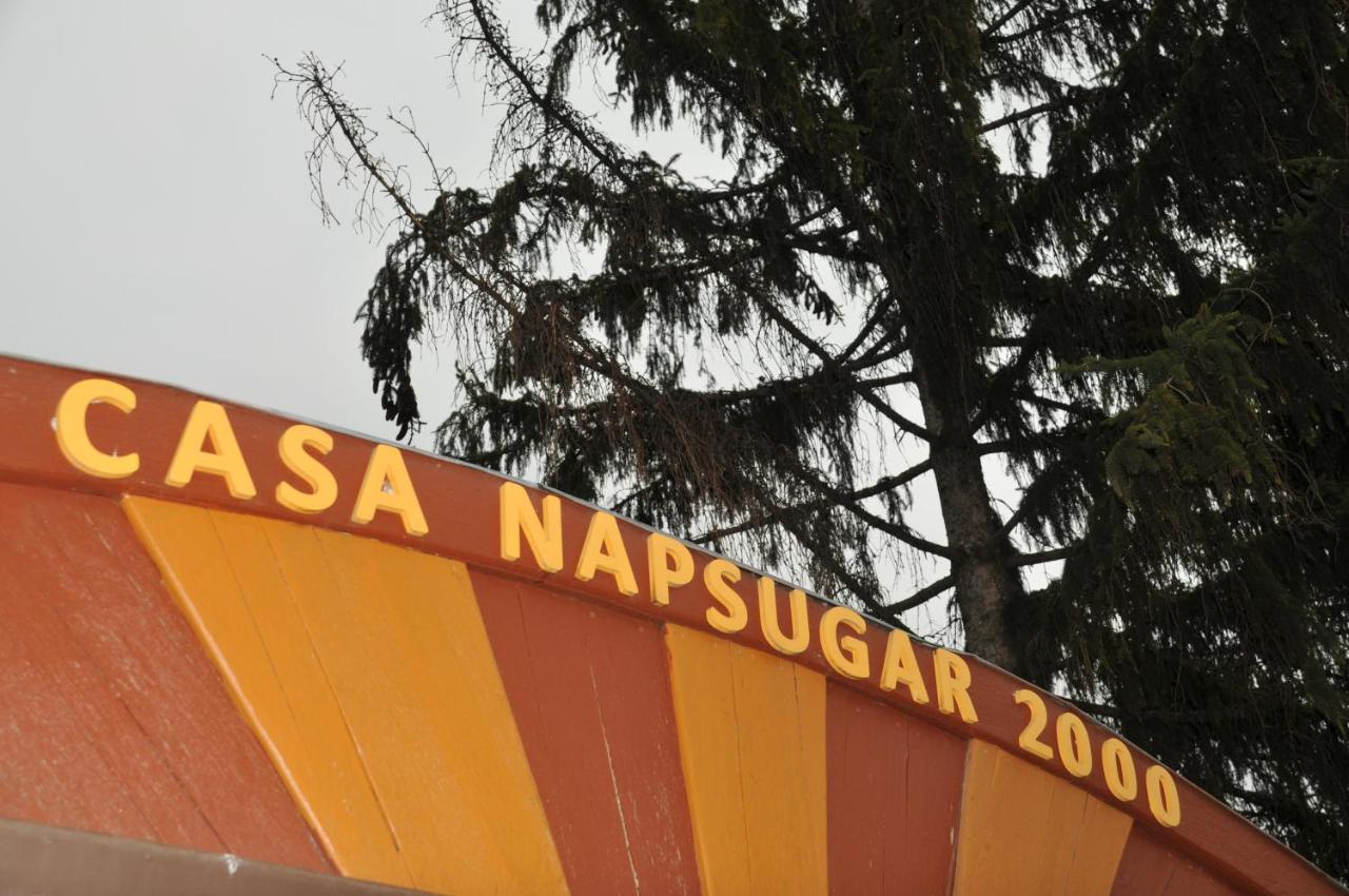 Casa Napsugár Panzió Acomodação com café da manhã Apostag Exterior foto